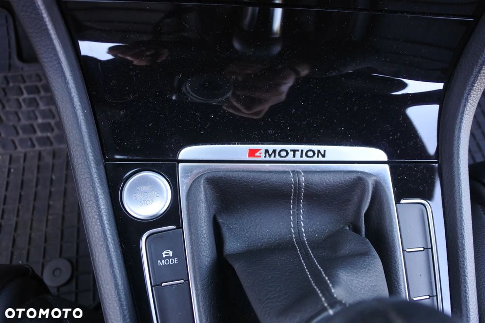 Volkswagen Golf - 17