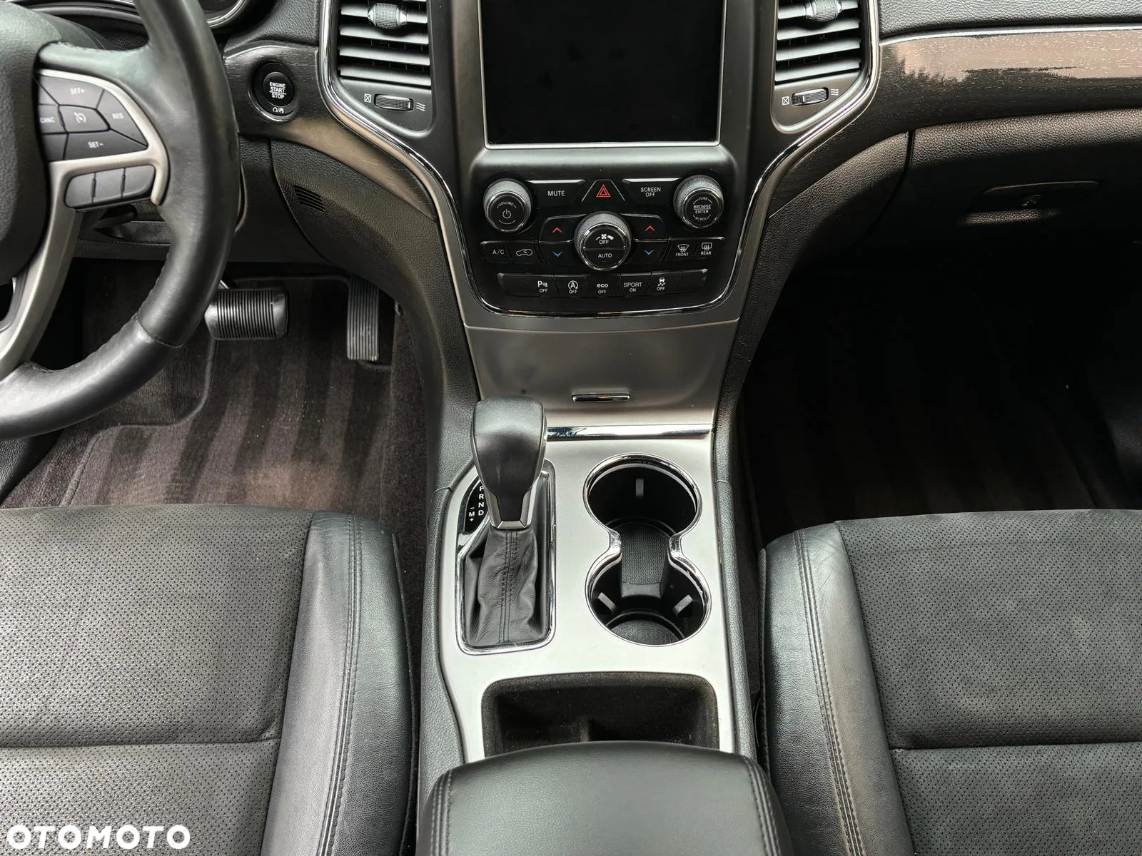 Jeep Cherokee - 17
