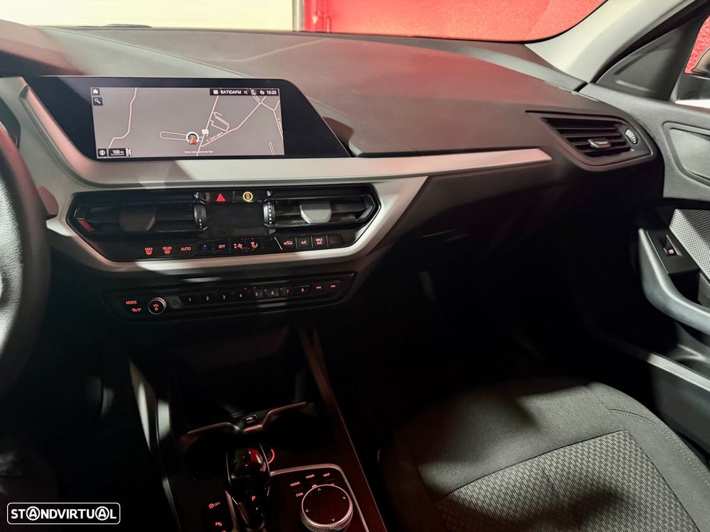 BMW 116 d Line Sport Auto - 36