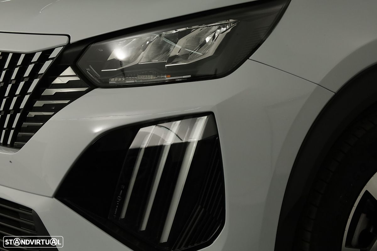 Peugeot 2008 1.2 PureTech Allure - 6