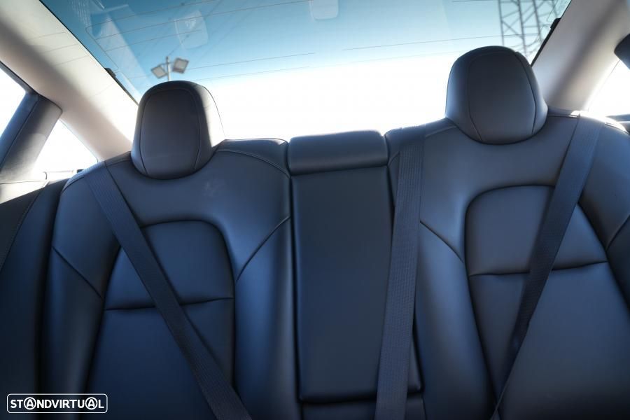 Tesla Model 3 Long Range Tração Traseira - 10