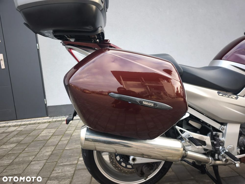 Yamaha FJR - 13