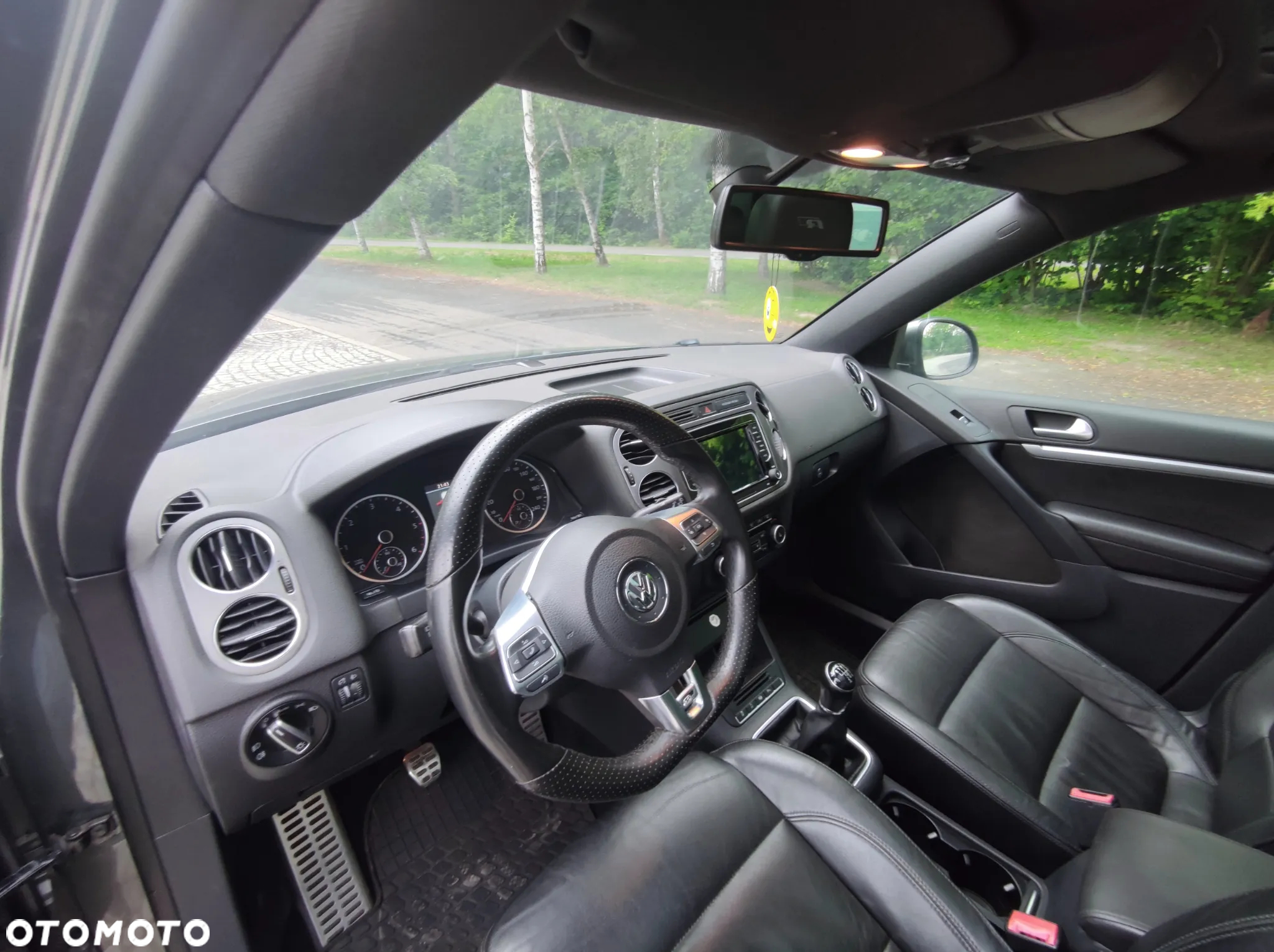 Volkswagen Tiguan 2.0 TDI Perfectline R-Style - 12