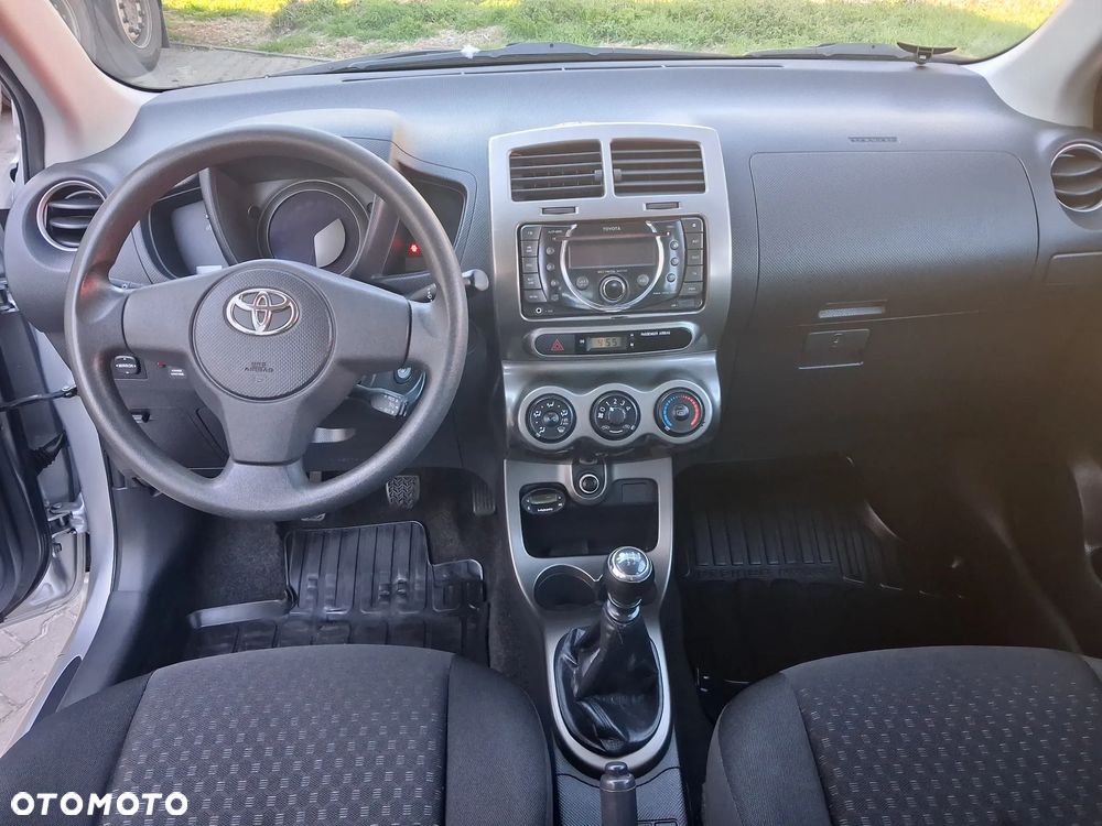 Toyota Urban Cruiser 1.33 4x2 Club - 15