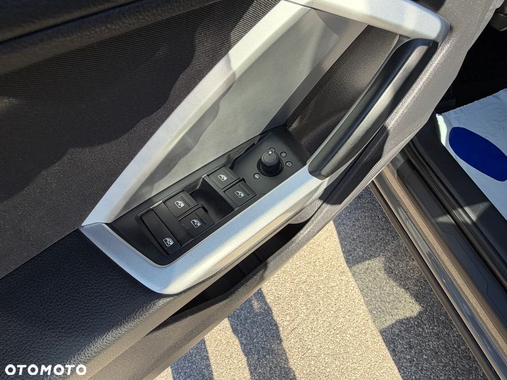 Audi Q3 35 TDI S tronic - 31
