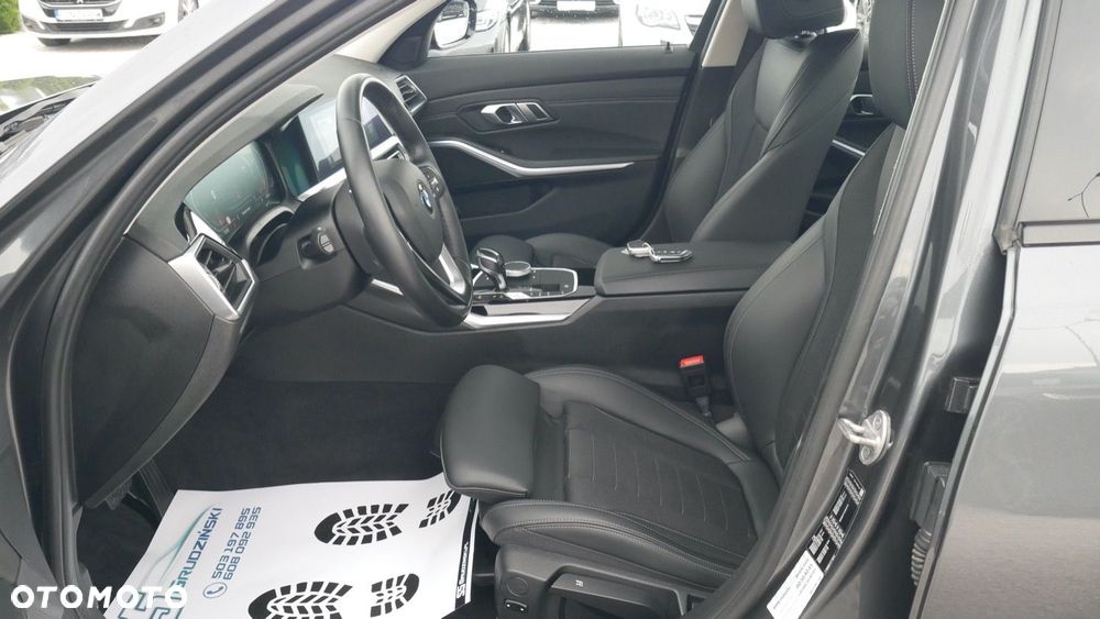 BMW Seria 3 - 12