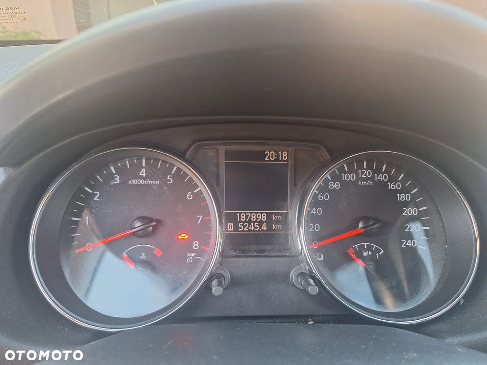Nissan Qashqai - 4
