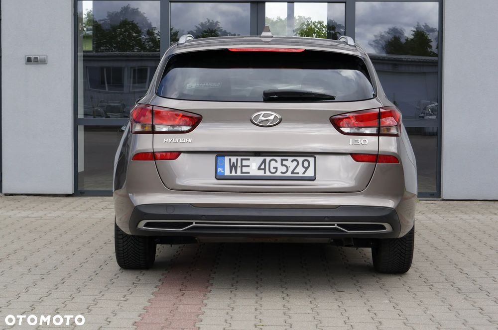 Hyundai i30 1.5 T-GDI 48V Comfort DCT - 8