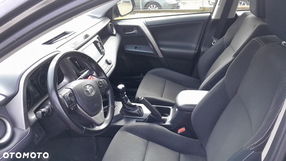 Toyota RAV4 2.0 Active 4x4 - 11