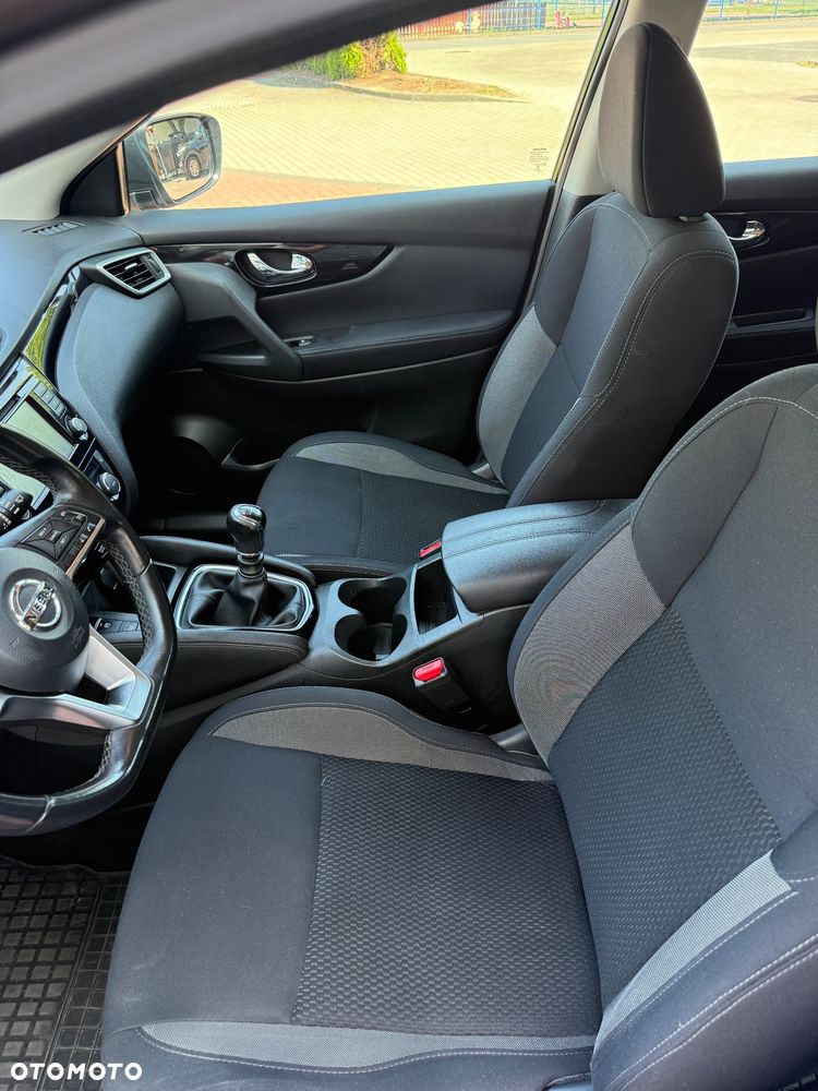 Nissan Qashqai 1.3 DIG-T N-Connecta - 10