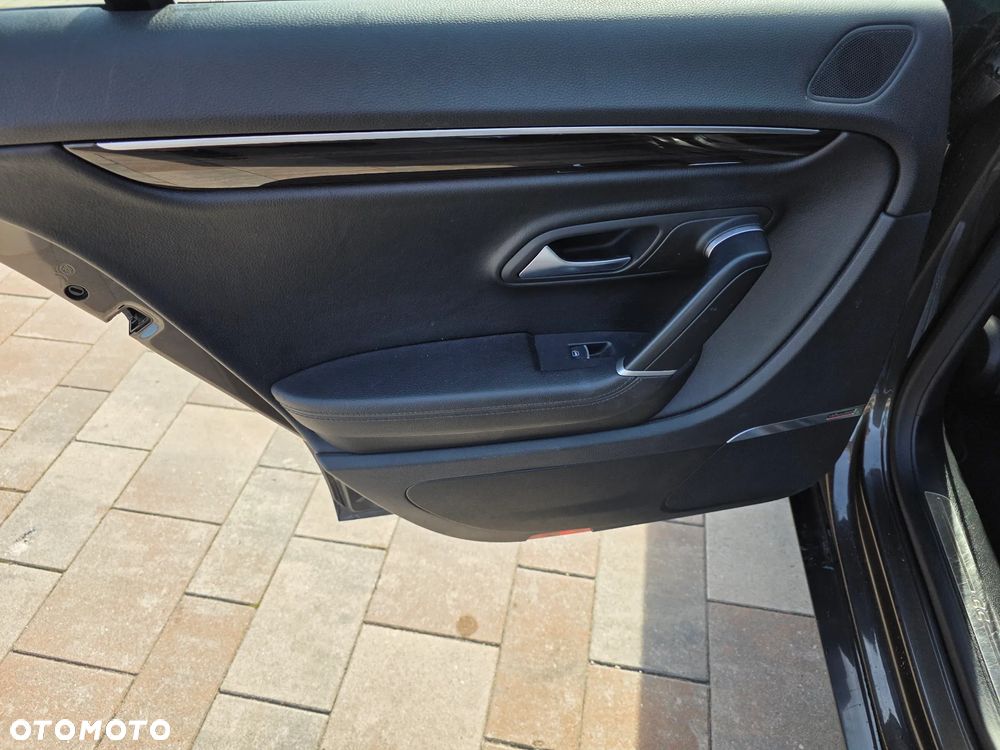 Volkswagen CC 2.0 TSI DSG - 9