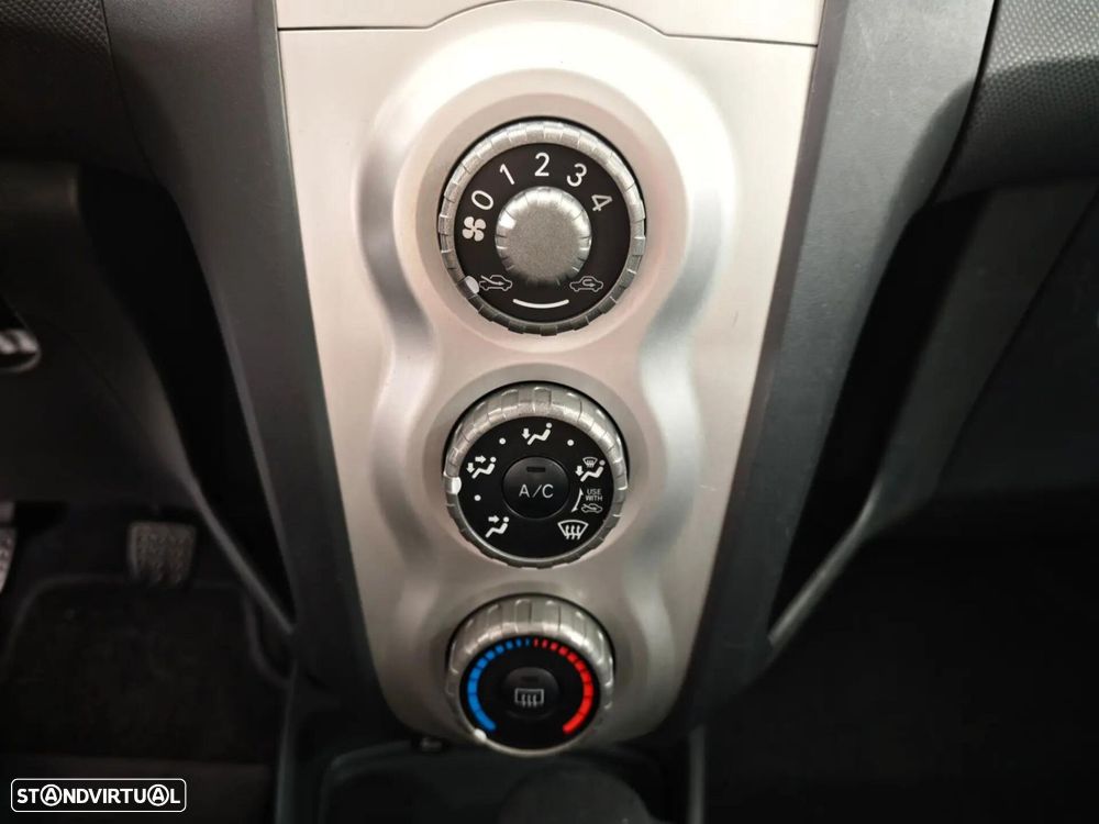 Toyota Yaris 1.0 VVT-i Comfort - 9