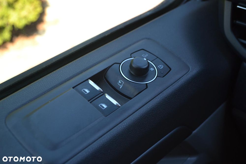 Ford Tourneo Custom L2H1 VA Autm Titanium - 20