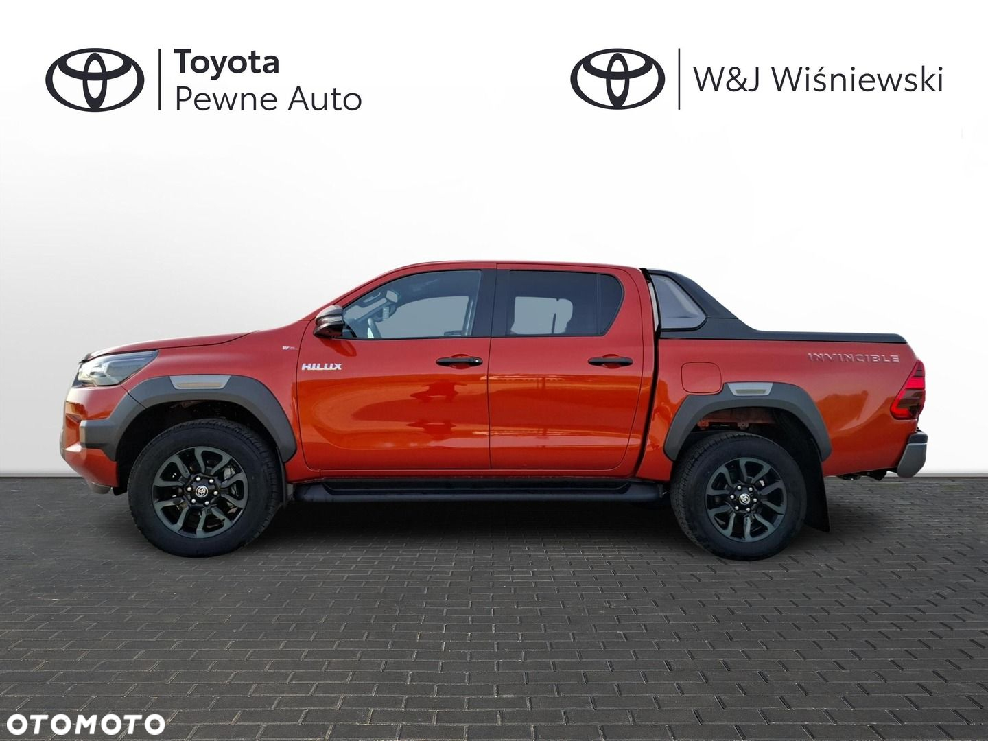 Toyota Hilux 2.8 D-4D Double Cab Invincible Sport 4x4 - 23