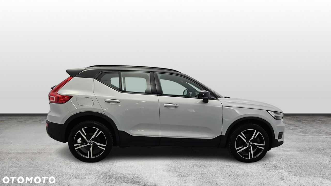 Volvo XC 40 - 6