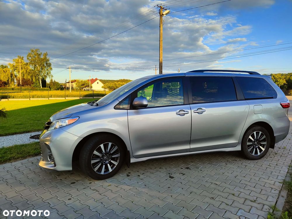 Toyota Sienna 3.5 V6 SE - 15