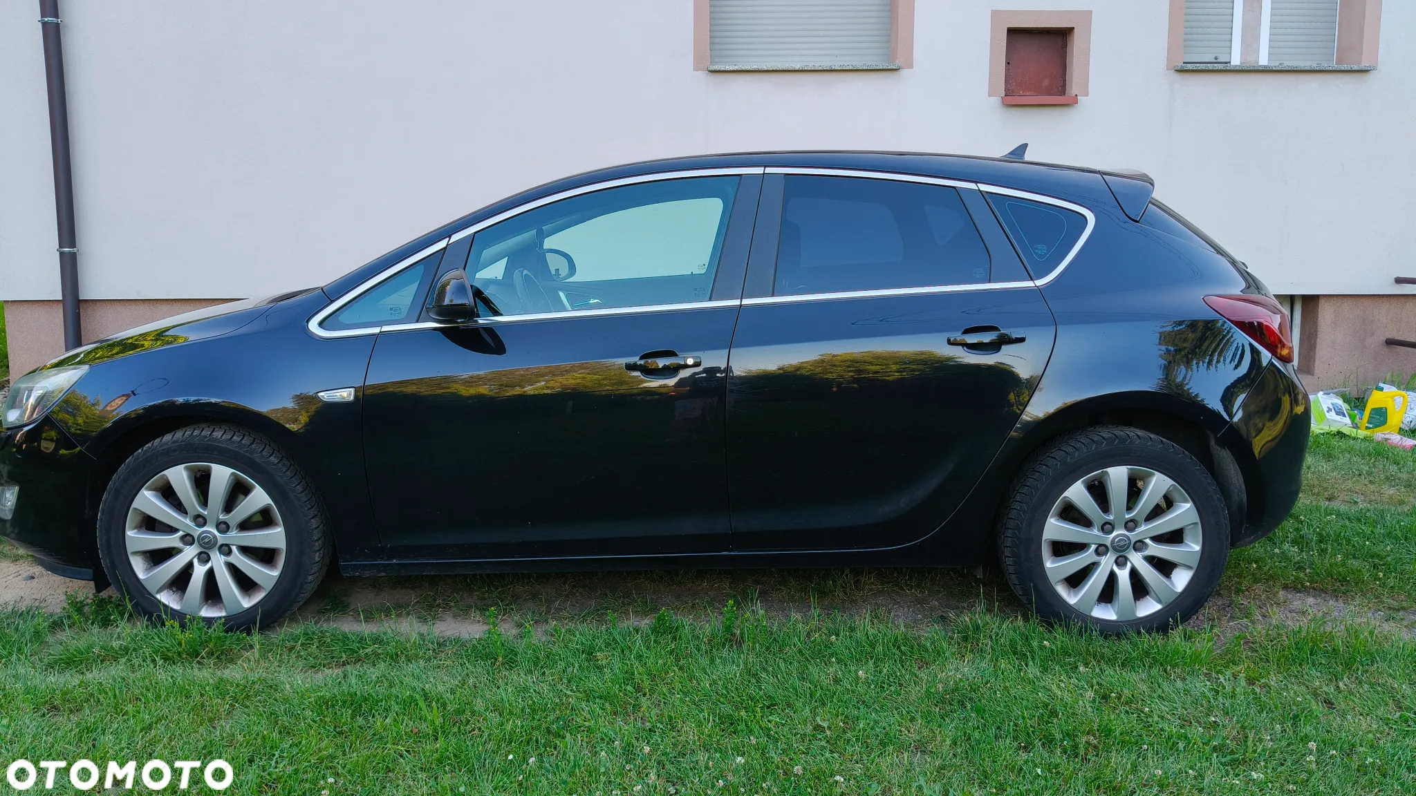 Opel Astra IV 2.0 CDTI Cosmo - 2