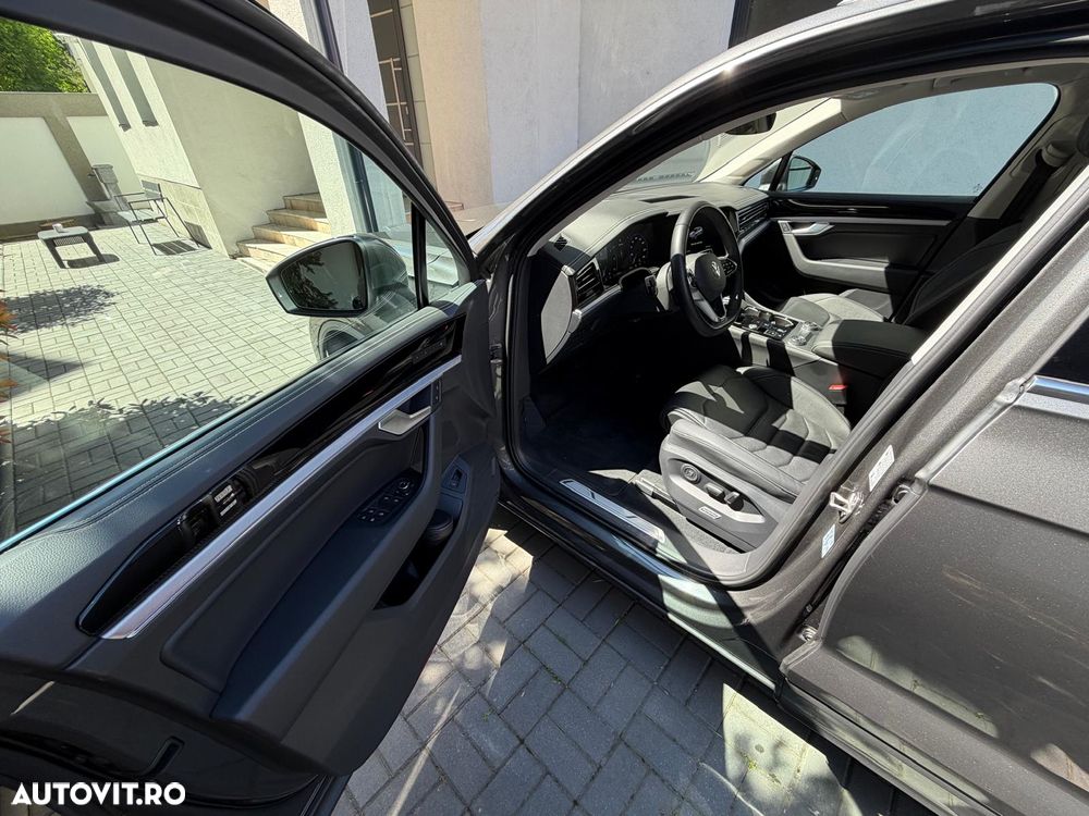 Volkswagen Touareg V6 TDI 4MOTION Elegance - 9