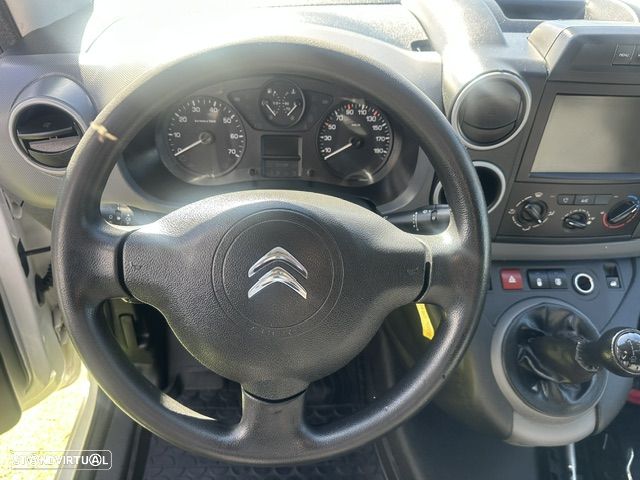 Citroën BERLINGO 3 LUGARES - 11