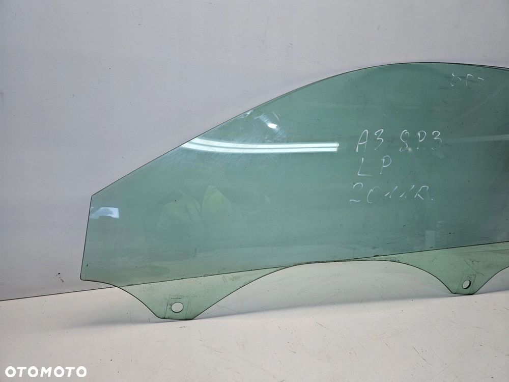 SZYBA BOCZNA DRZWI LEWY PRZÓD AUDI A3 8P3 3-DRZWI 2011R - 2