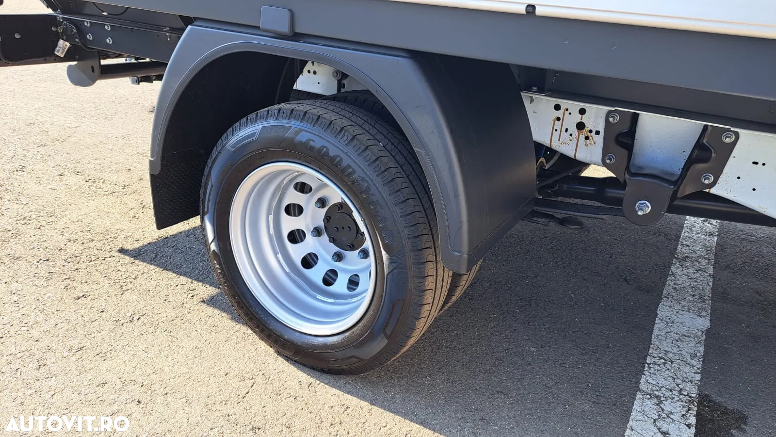 Ford NEW TRANSIT D-CAB L4 T350 - 11