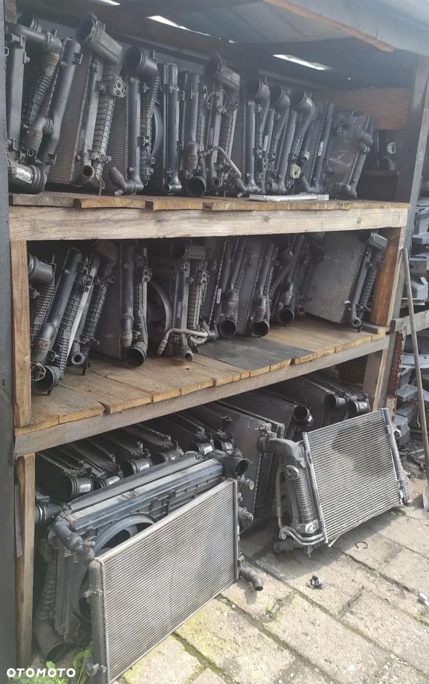 CHŁODNICA CHŁODNICE WODY UKŁADU CHŁODZENIA KLIMATYZACJI INTERCOOLER 1K0 3C0 AUDI A3 8P A3 B6 B7 SEAT LEON 2 ALTEA ALTEA XL TOLEDO3 SKODA OCTAVIA 2 VW TOURAN PASSAT B6 B7 GOLF 5 HB GOLF 5 KOMBI GOLF 5 PLUS JETTA CADDY - 1