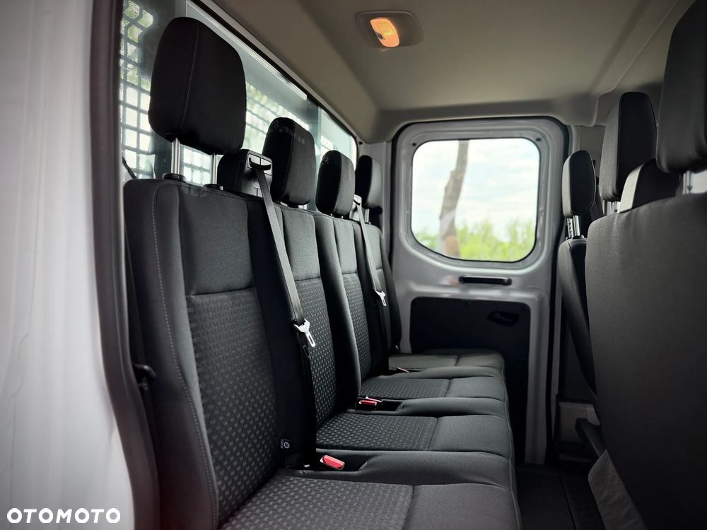 Ford Transit - 32