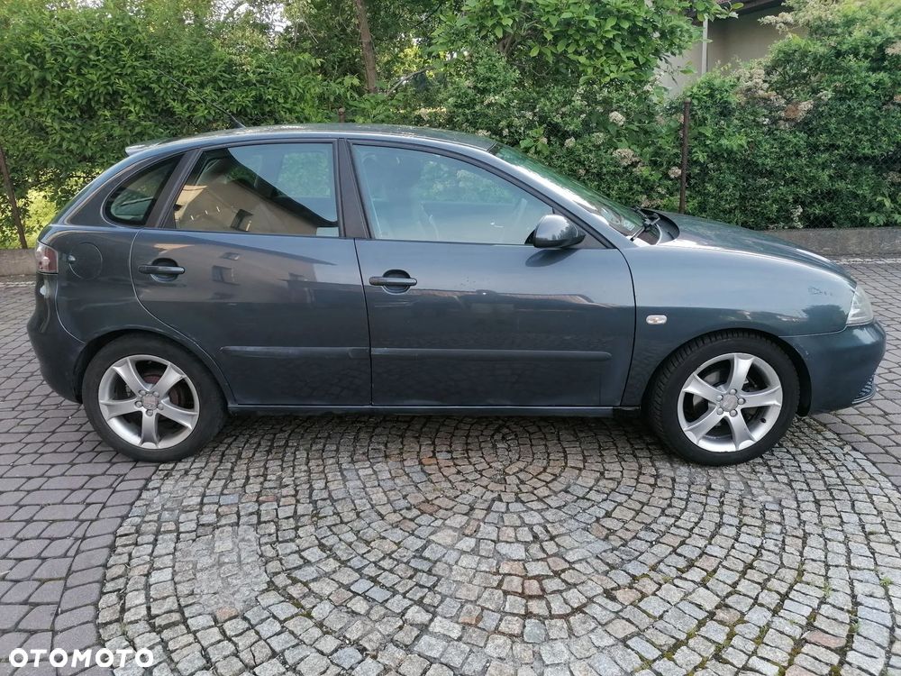 Seat Ibiza 1.4 16V Stylance - 3
