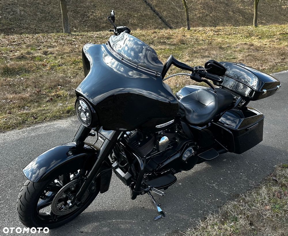 Harley-Davidson Touring Street Glide - 7