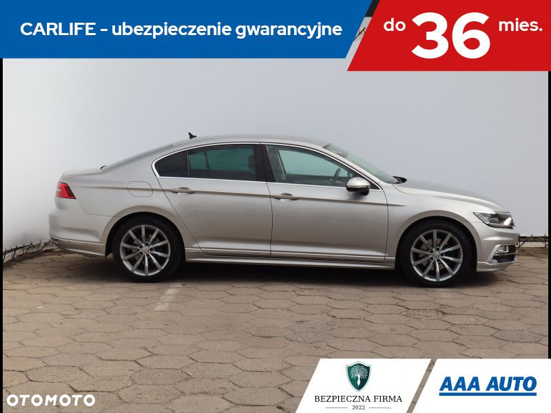 Volkswagen Passat - 7