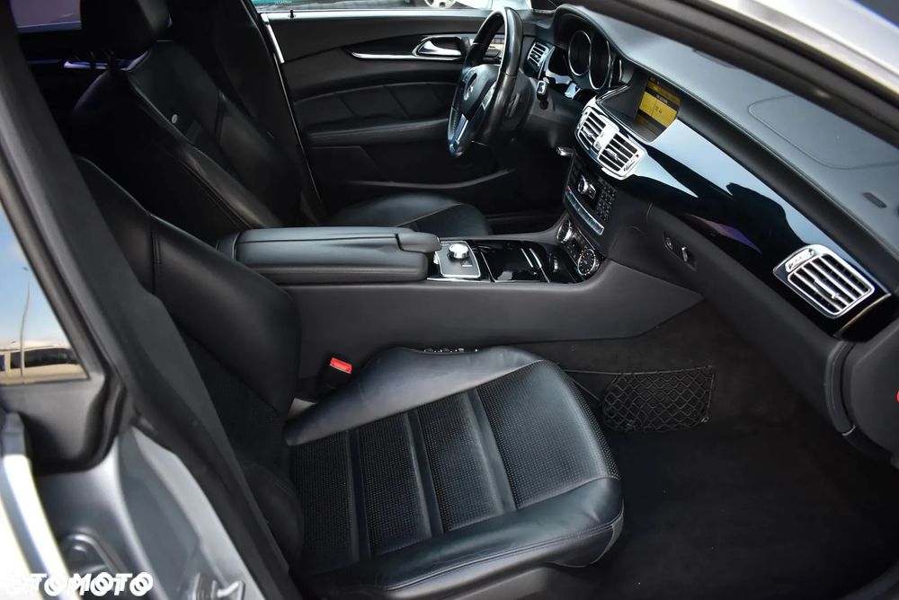 Mercedes-Benz CLS 350 CDI BlueEff - 12