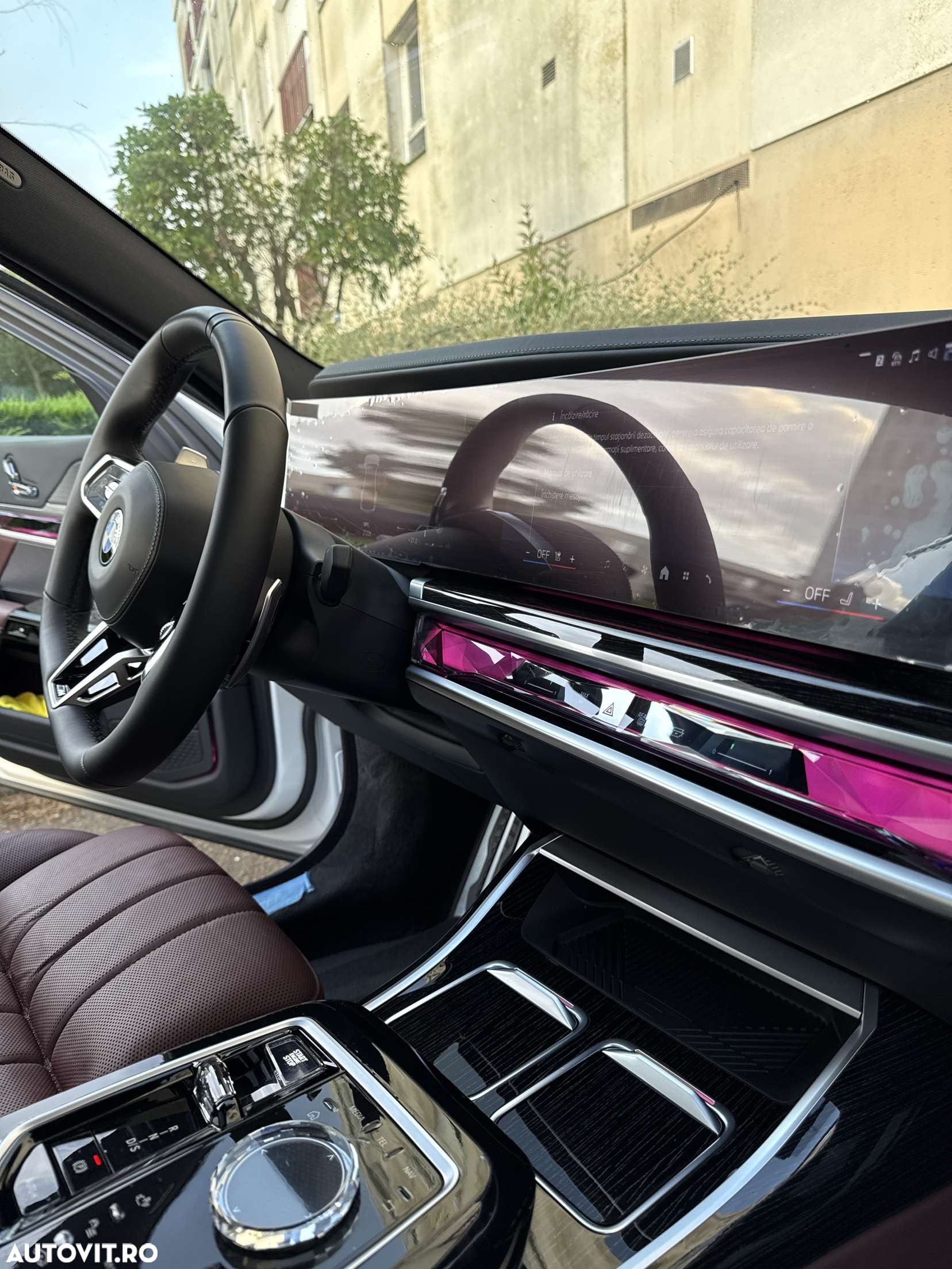 BMW Seria 7 740d xDrive MHEV - 17