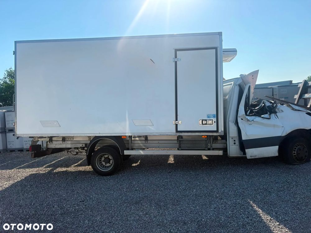 Mercedes-Benz sprinter - 1