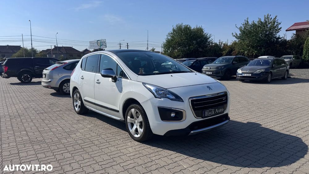 Peugeot 3008 HYbrid4 - 1