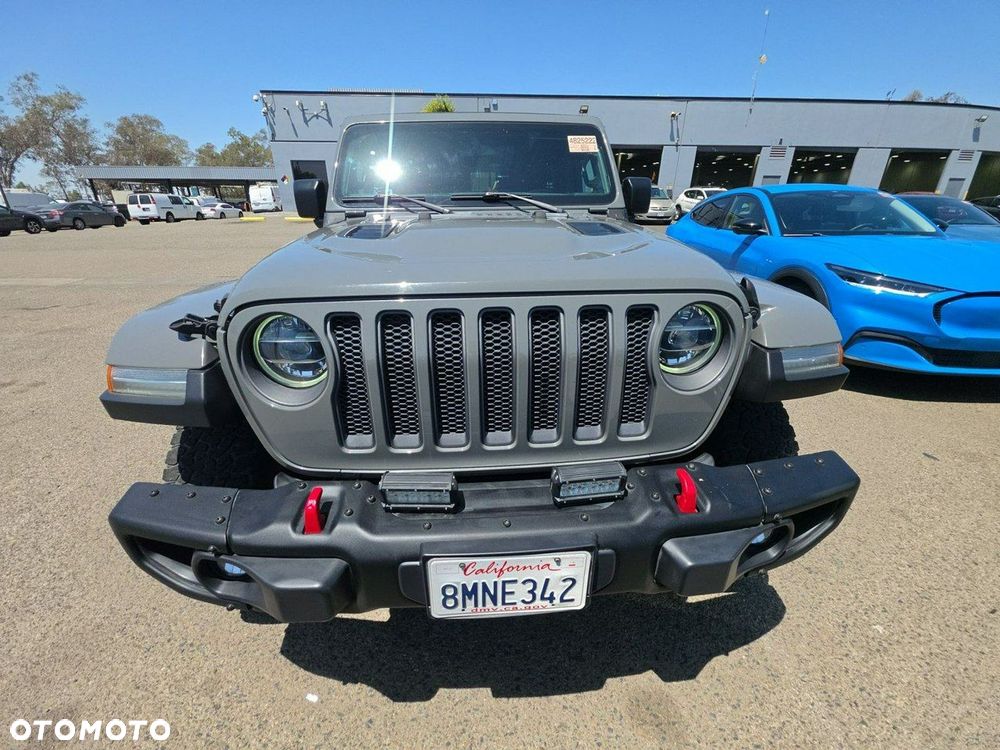 Jeep Wrangler - 2