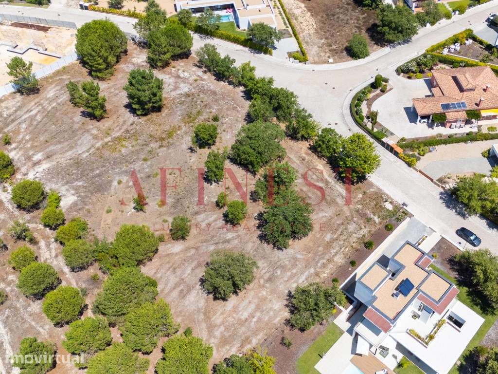 TERRENO COM PROJETO ARQUITETURA - QUINTA DO PERU - Grande imagem: 3/28