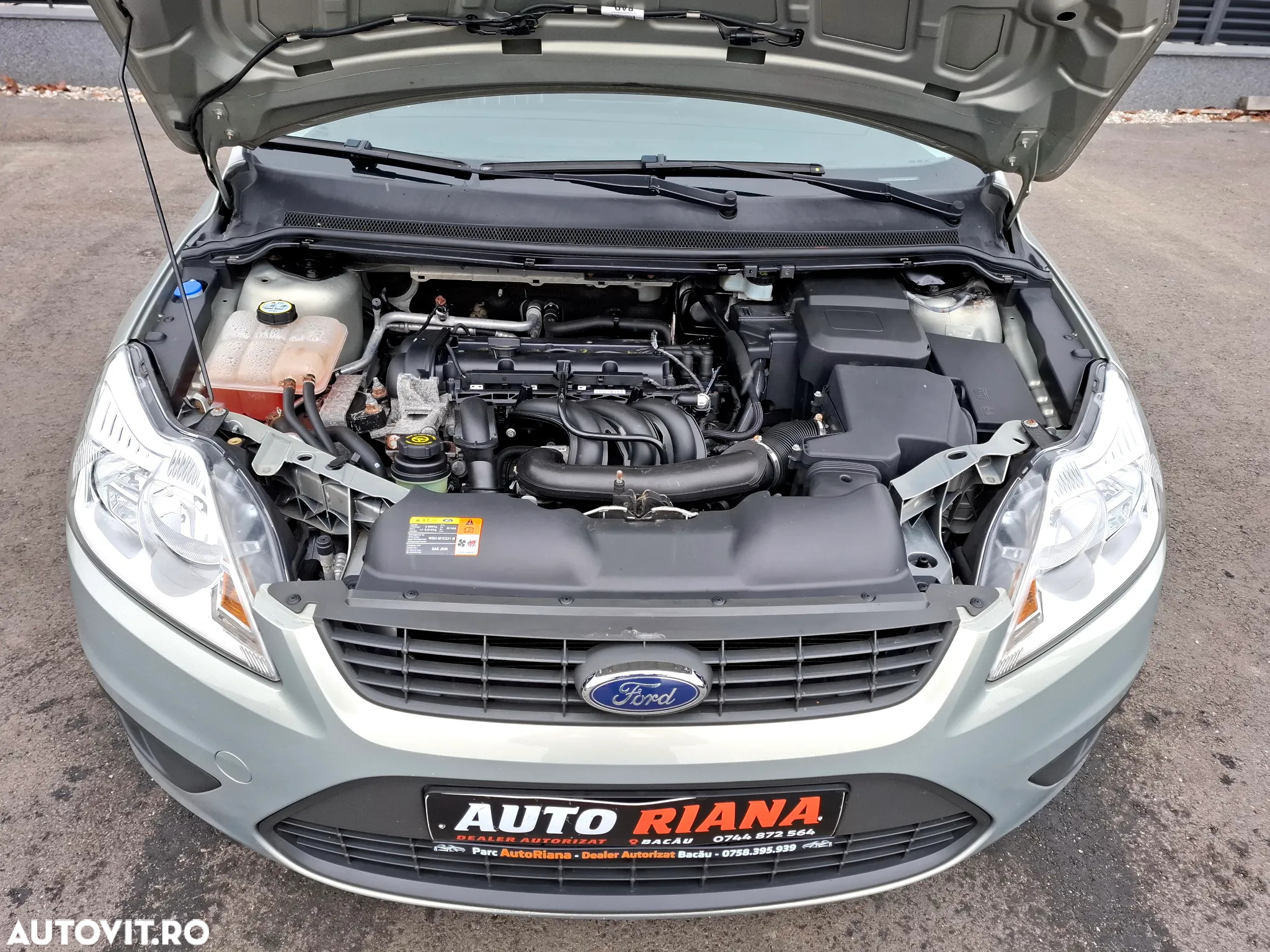 Ford Focus 1.6 16V Style - 9