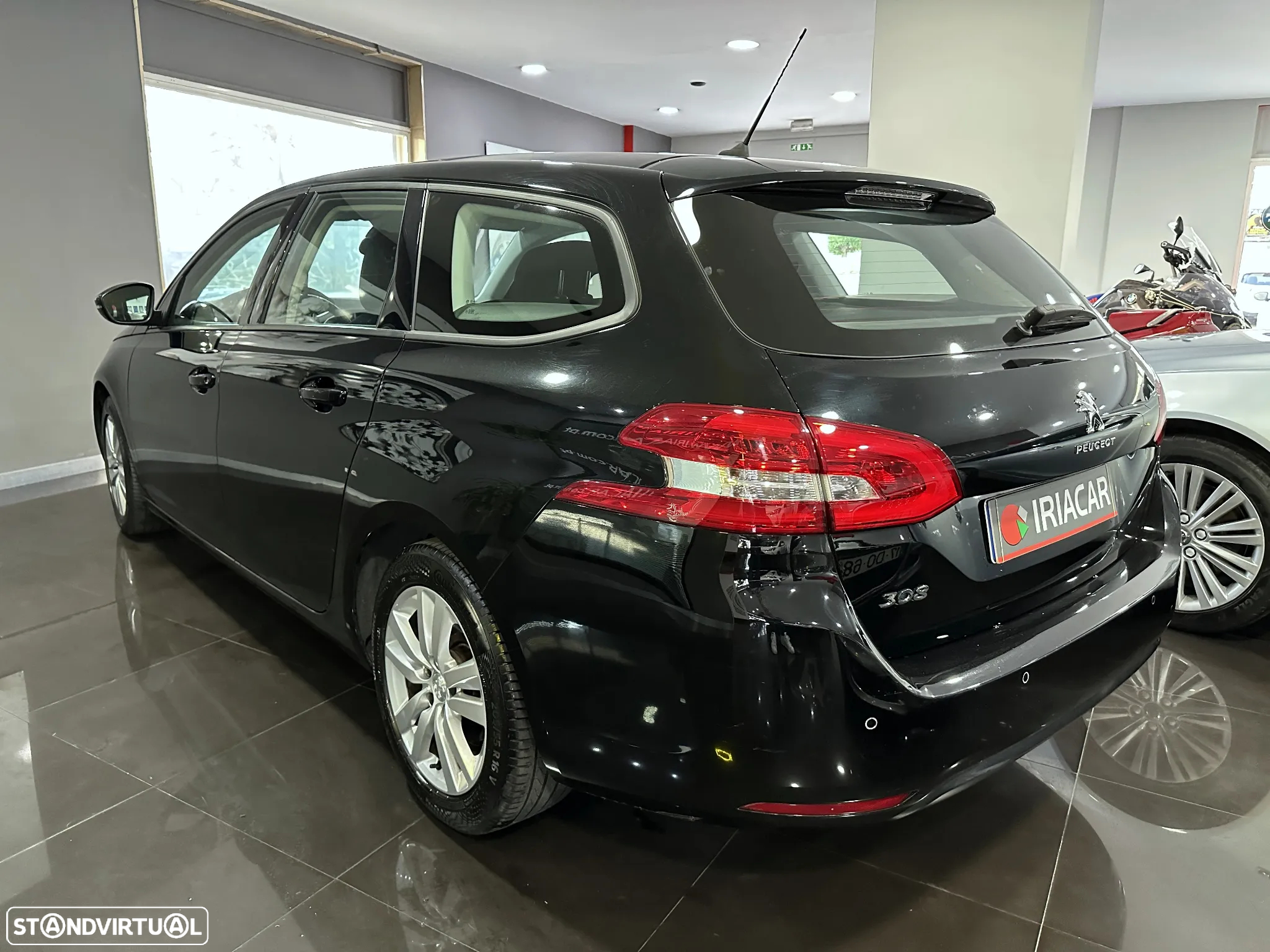 Peugeot 308 SW 1.2 PureTech Active - 11