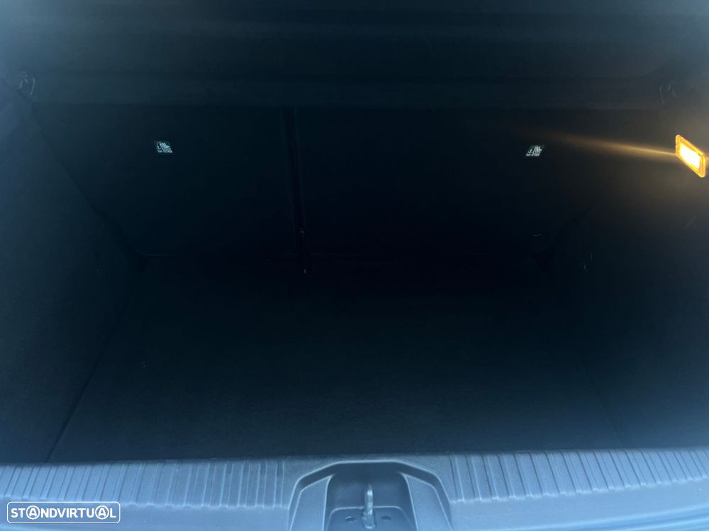 Renault Clio 1.0 TCe Evolution - 36