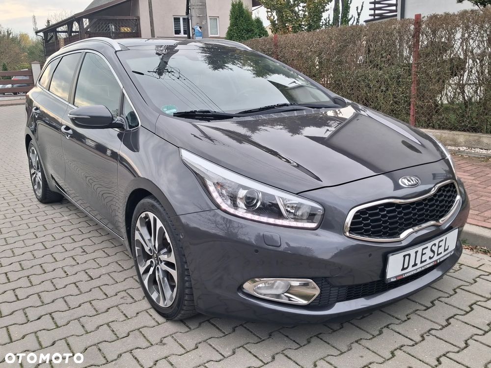 Kia Ceed 1.6 CRDi 128 Platinum Edition - 9