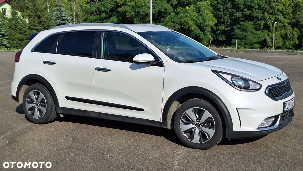 Kia Niro ver-1-6-gdi-hybrid-l - 2