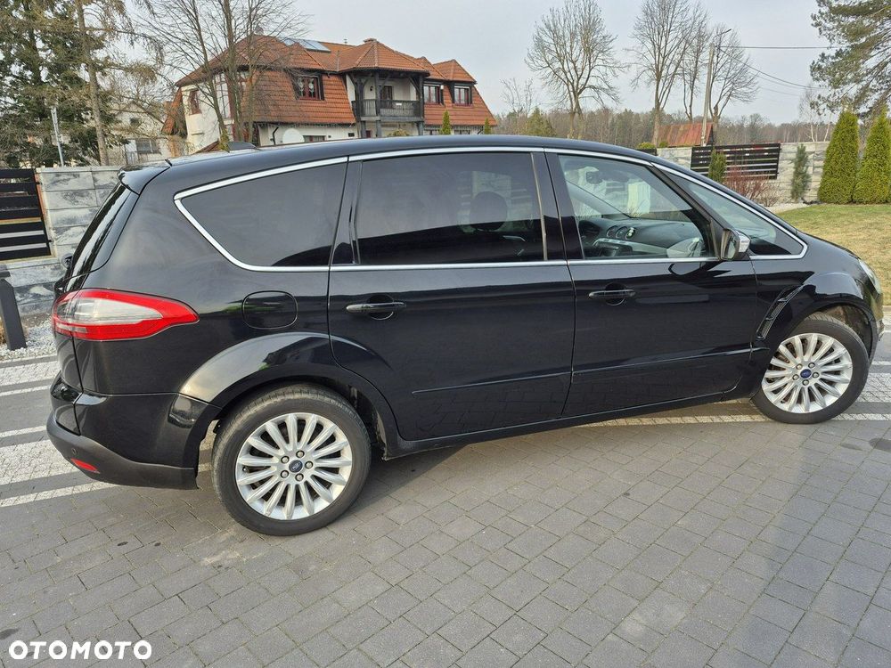 Ford S-Max - 14