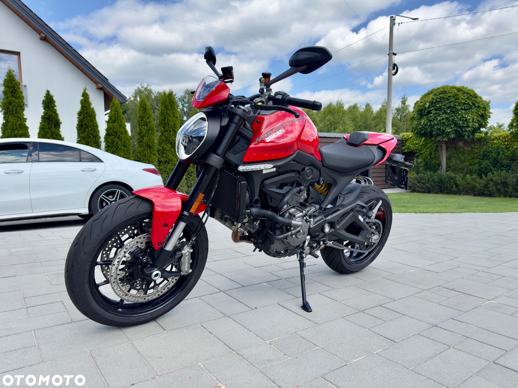 Ducati Monster - 1