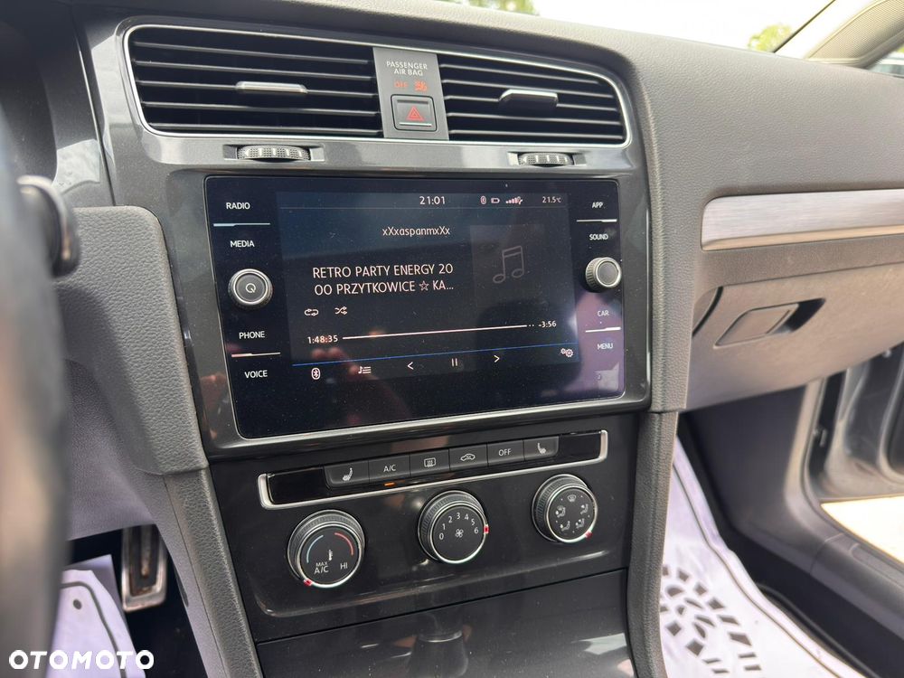Volkswagen Golf - 29
