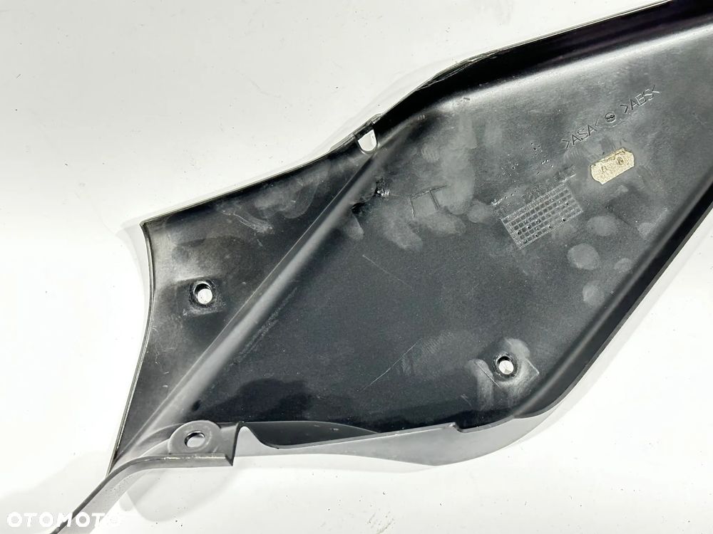 Boczek prawy  Yamaha R125 YZF 16-20R - 5