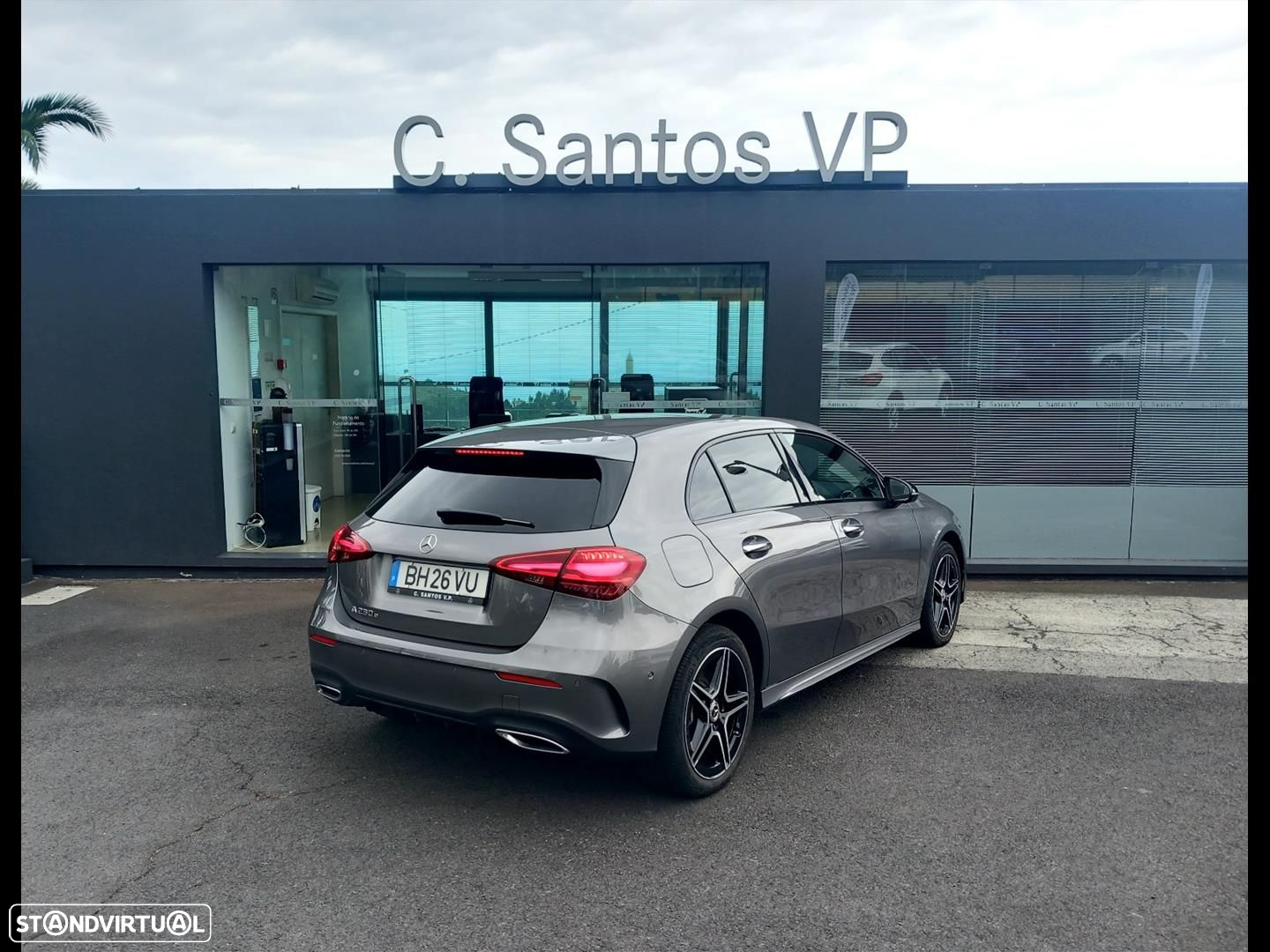 Mercedes-Benz A 250 e - 4
