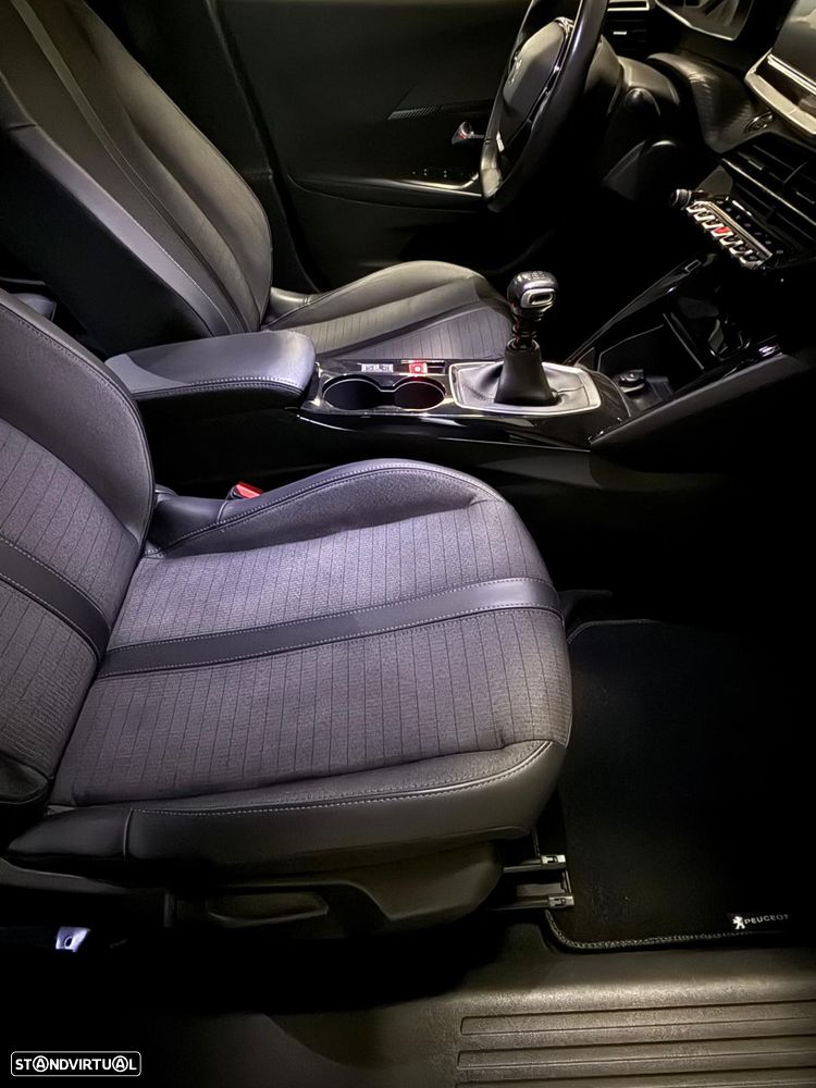 Peugeot 2008 1.5 BlueHDi Allure Pack - 18
