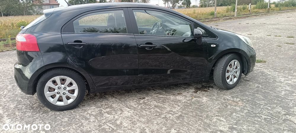 Kia Rio 1.2 Attract - 15