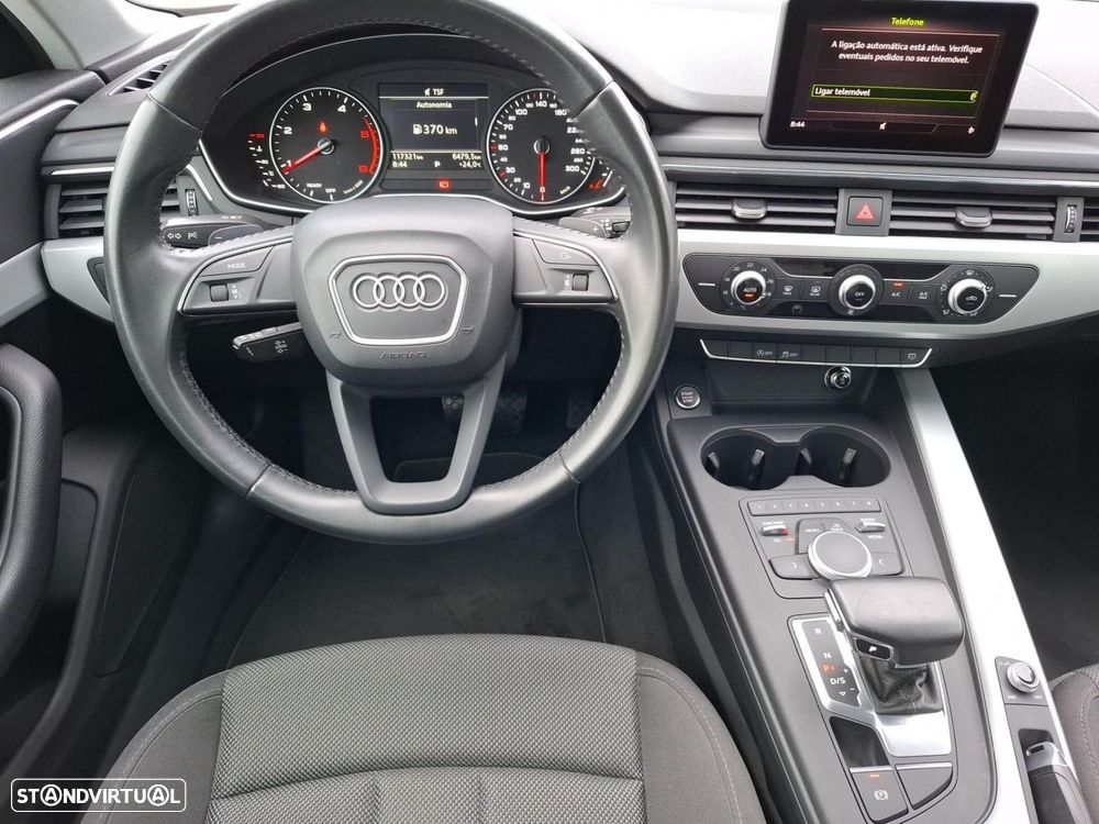 Audi A4 Avant 2.0 TDi Advance S tronic - 9