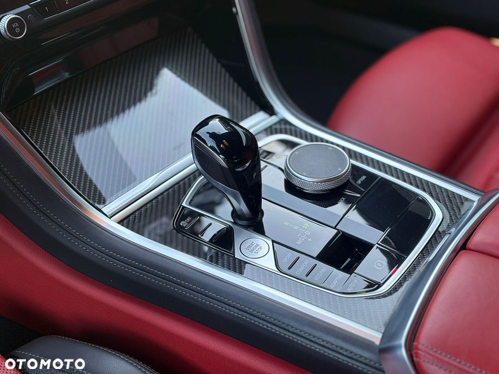 BMW Seria 8 - 12